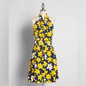 NEW Modcloth size 0 Floral Daisy’s Sonnet Halter Dress navy blue yellow floral